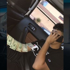 Meet your Posher, Alex